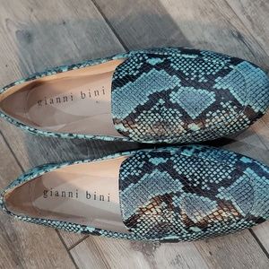 Gianni Bini | Macen Blue Snake Print leather Loafers sz 7.5
